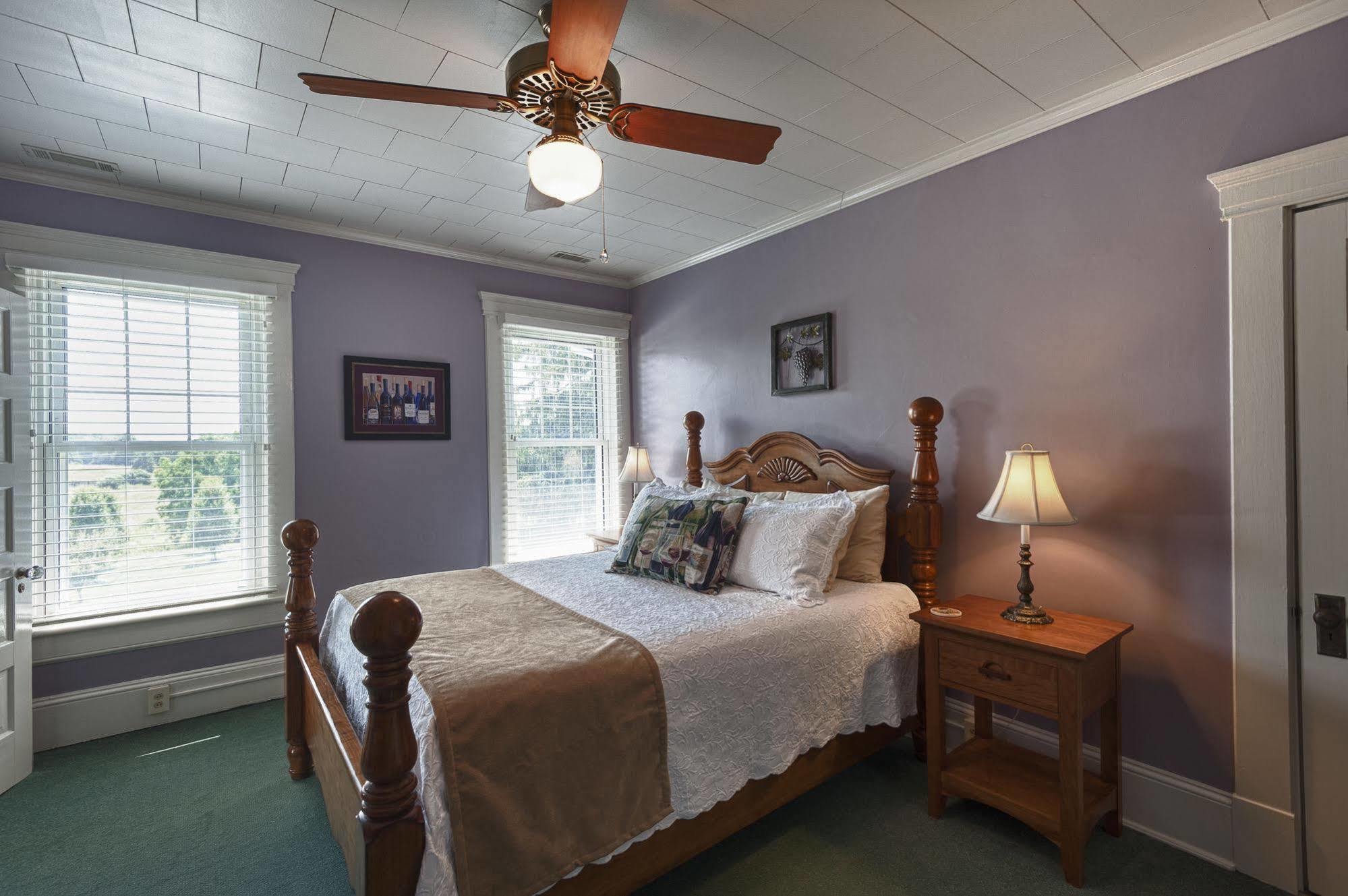 Steeles Tavern Manor Bed & Breakfast Raphine Kültér fotó