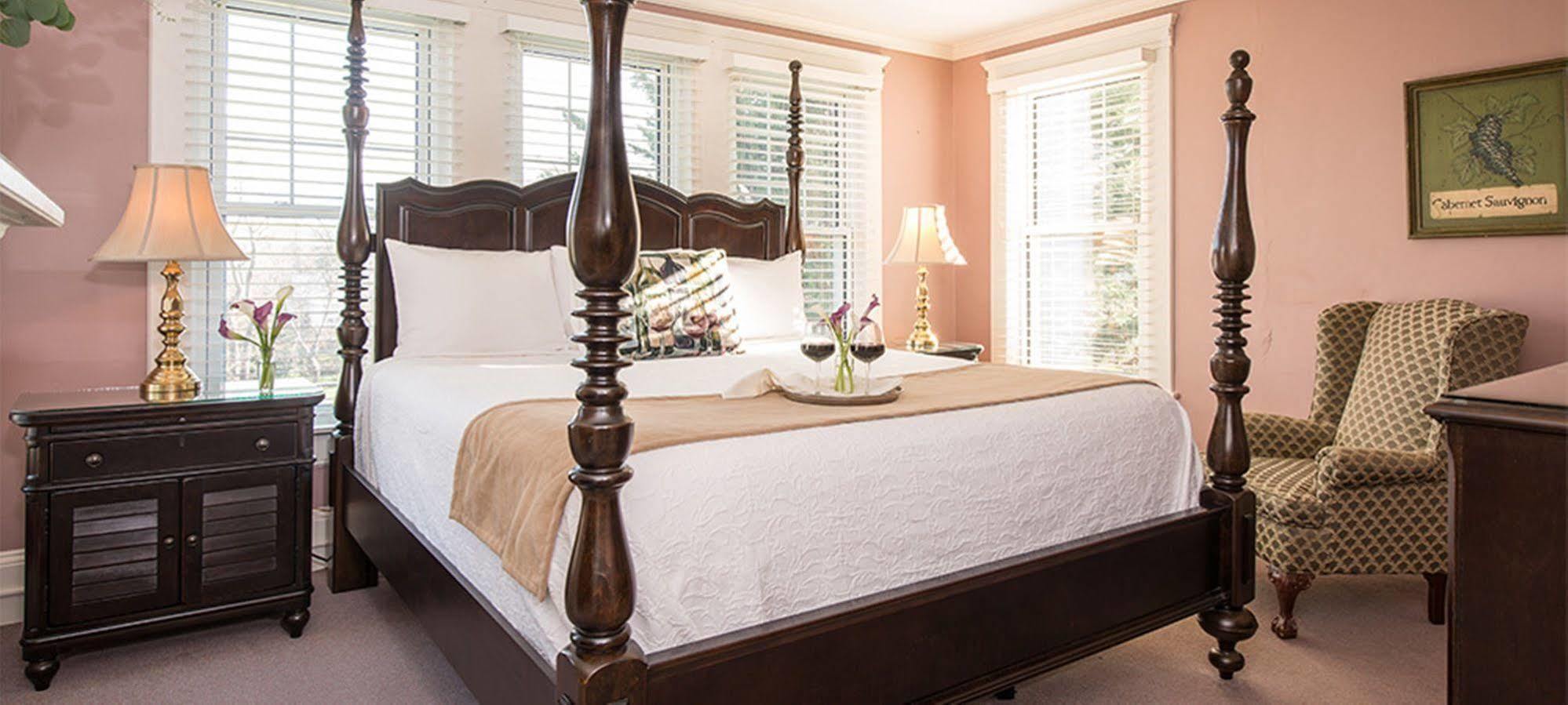 Steeles Tavern Manor Bed & Breakfast Raphine Kültér fotó